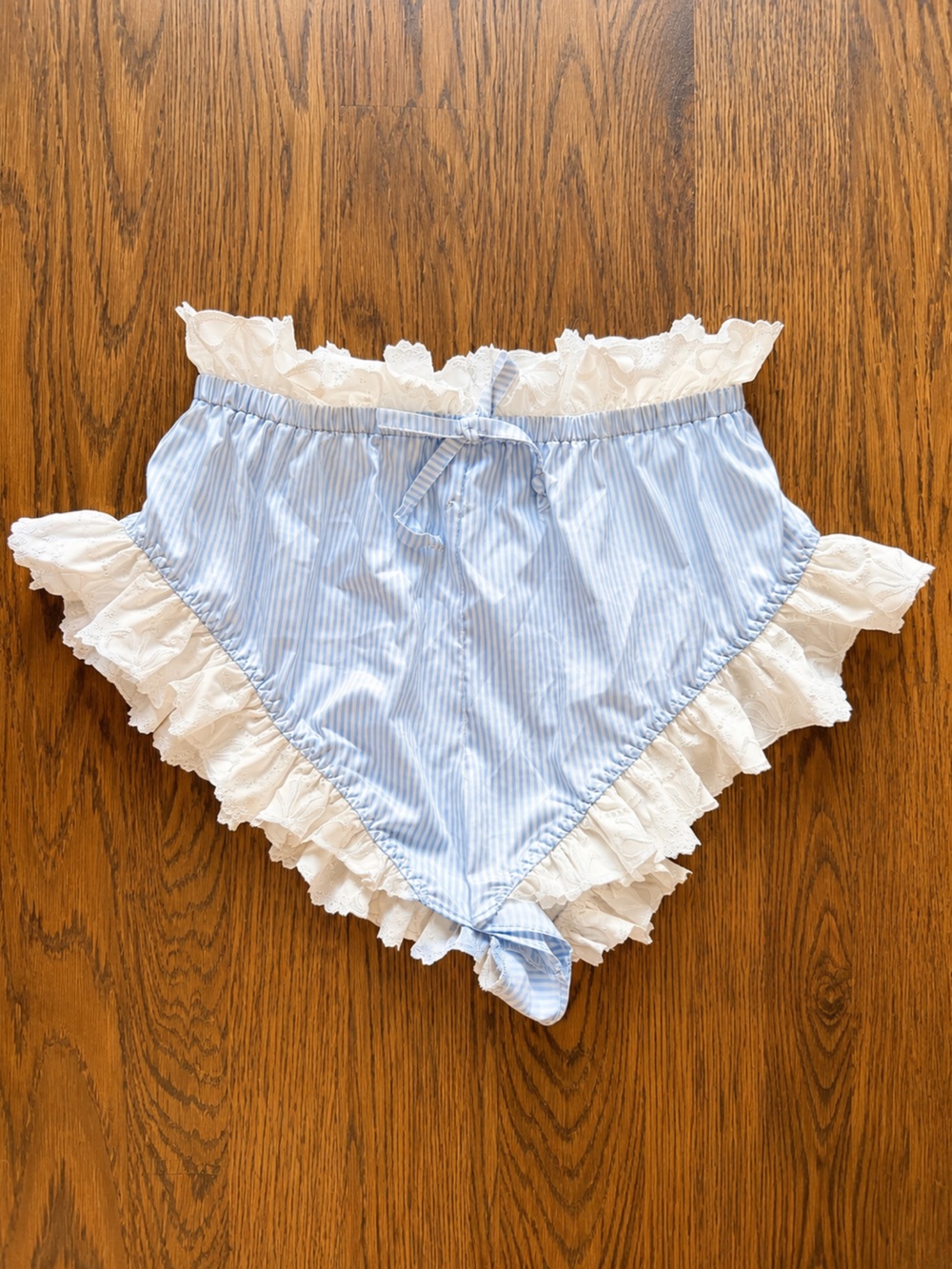 FOR LOVE & LEMONS Intimate Lingerie Satin Striped Ruffle Bloomer Sleep Shorts